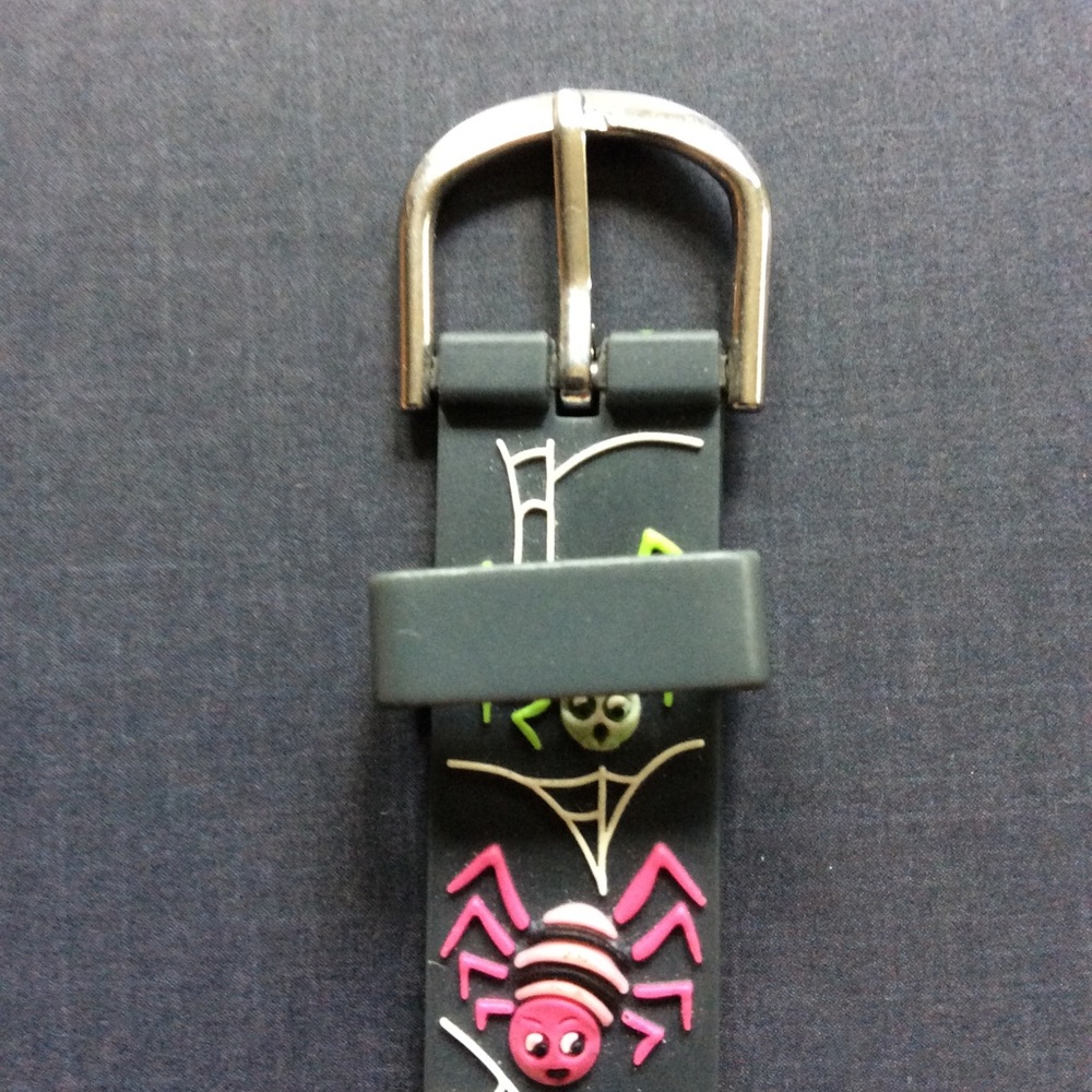 D&S Imports Analog Spider Watch - Picture 5 of 7